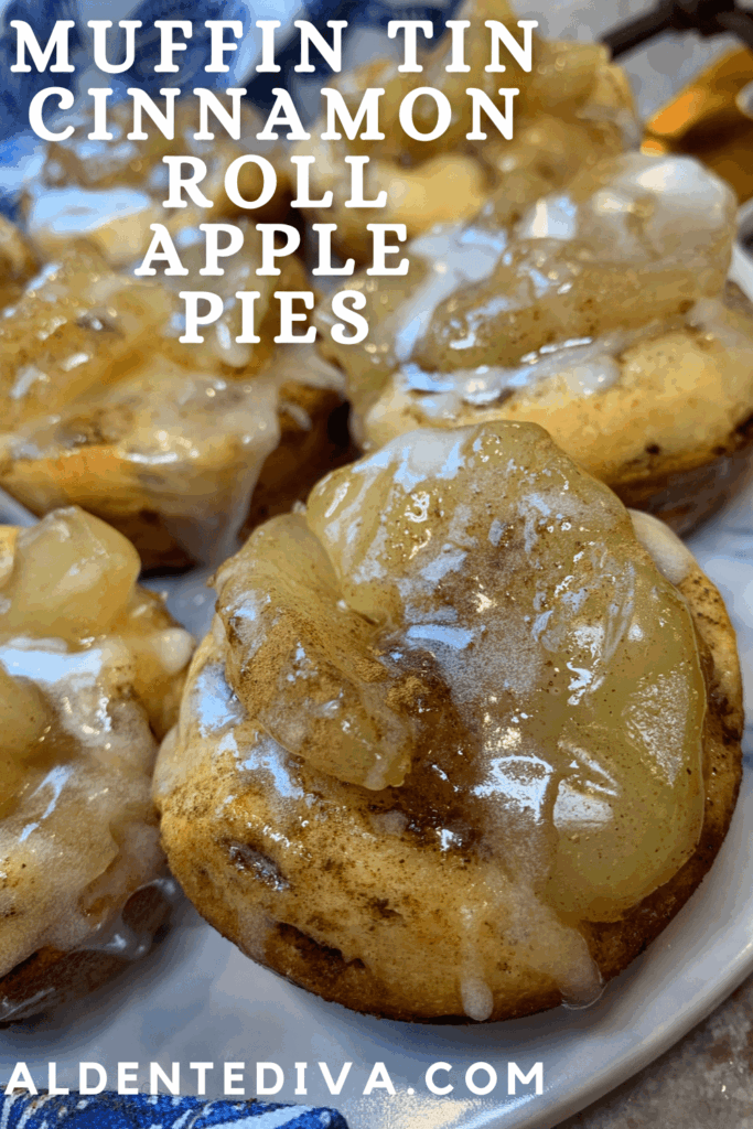 cinnamon roll apple pies