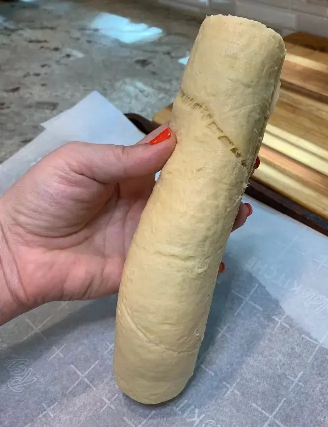 crescent rolls in tube