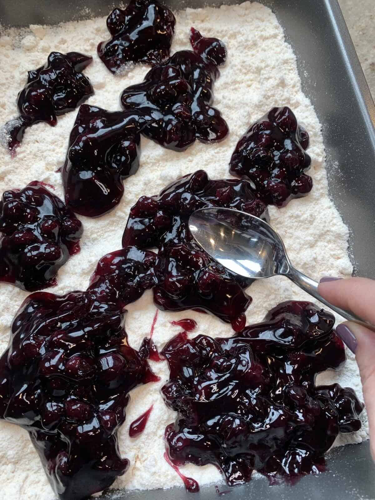 blueberry pie filling on top of cake mix