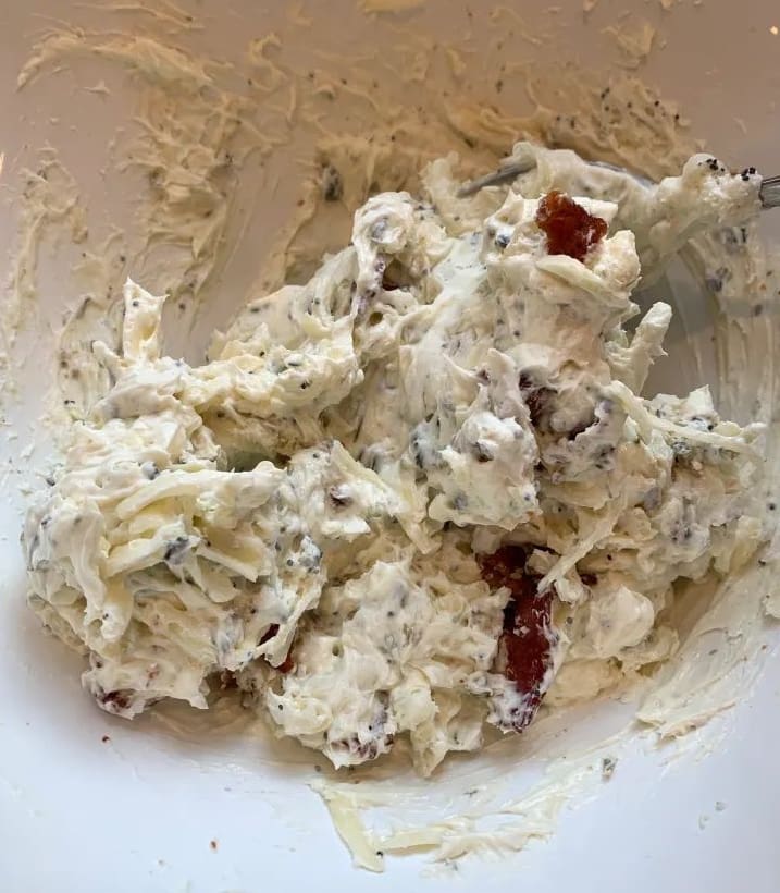 cream cheese mixture getting mixed