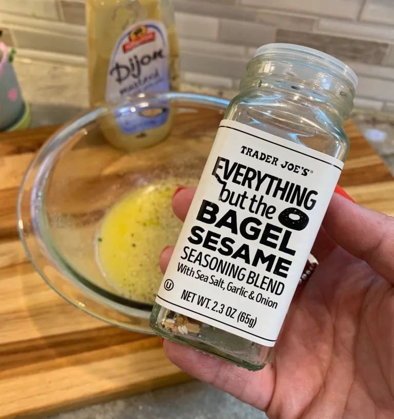 everything but the bagel seasoning