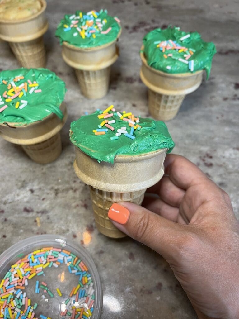 green icing cupcake cones