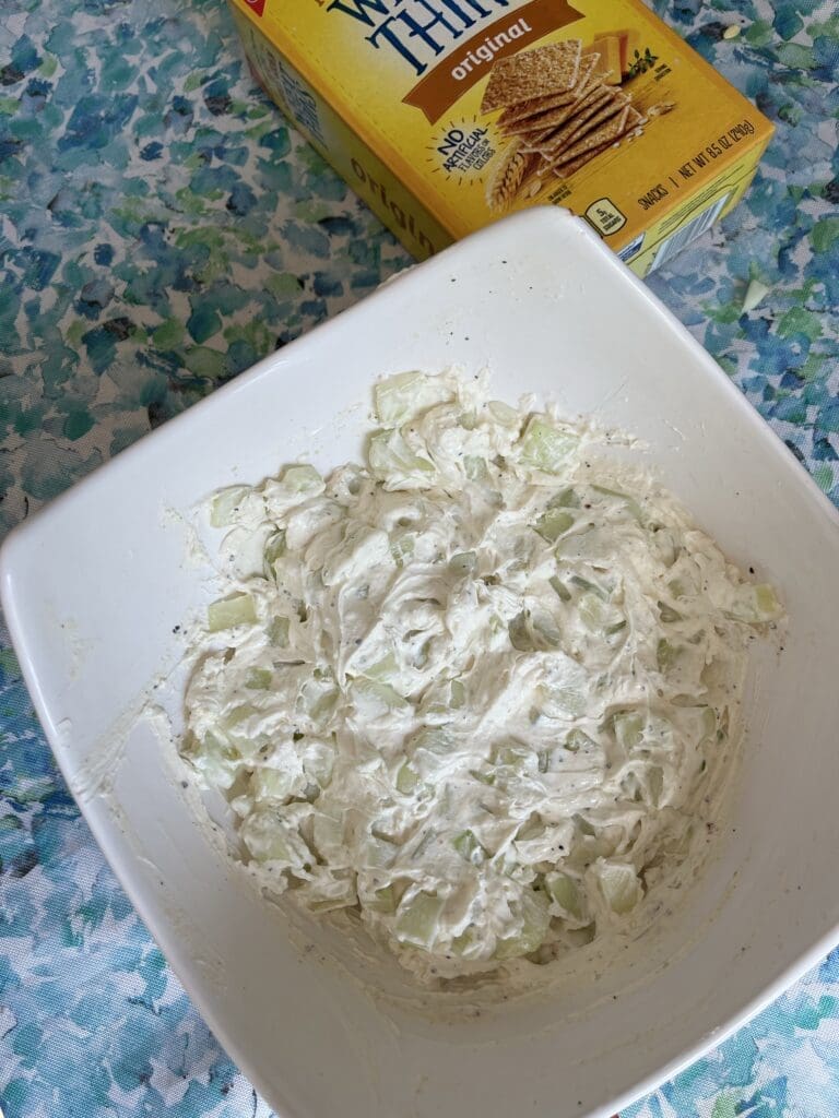 cucumber dip with wheat thins
